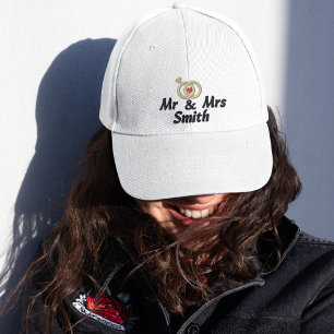 Herr und Frau Name und Trauringe, Braut, Modern  Bestickte Baseballkappe