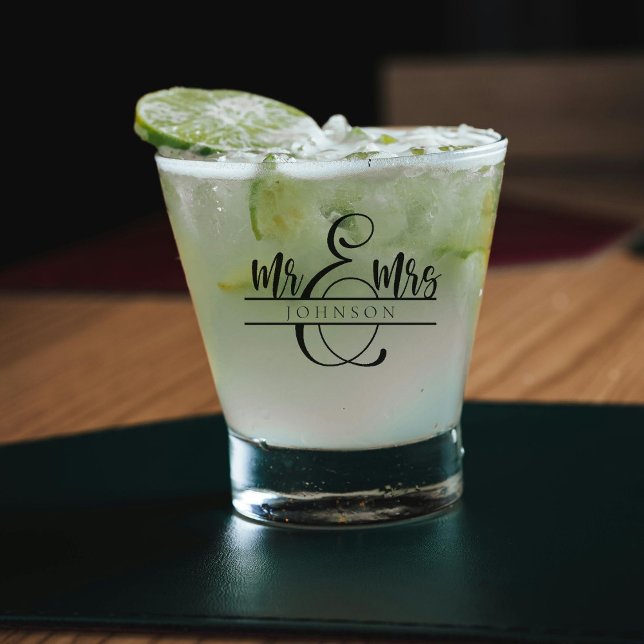 Herr und Frau Newlywed Couple Gifts Schnapsglas (Von Creator hochgeladen)