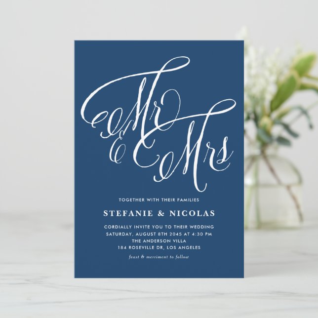 Herr und Frau Rustic Calligraphy Navy Blue Wedding Einladung (Stehend Vorderseite)