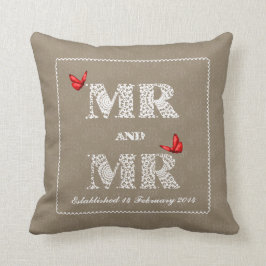 Herr und Herr White Lace Word Art Red Butterflies Kissen