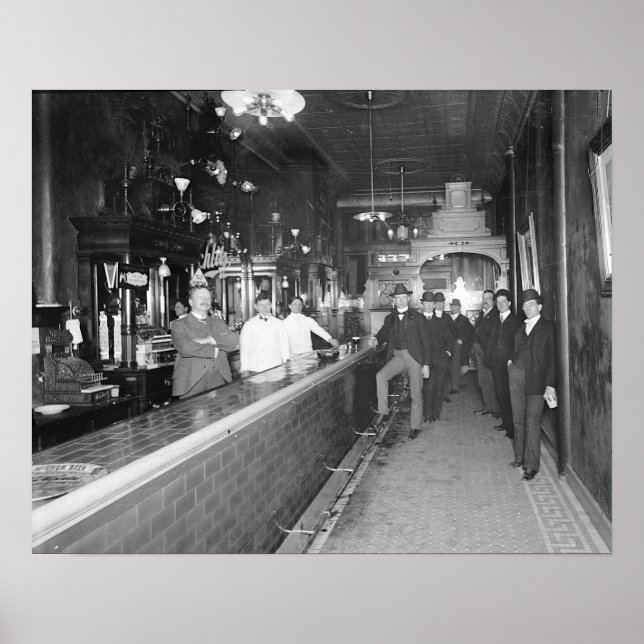Herren im Bar, 1910. Vintages Foto Poster (Vorne)