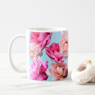 Herrliche romantische Rosen-blaue/rosa mit Kaffeetasse