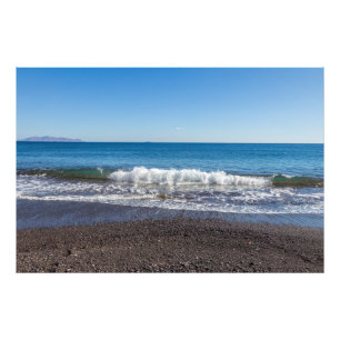 Herrliche Waves am schwarzen Sandstrand Fotodruck