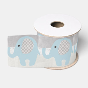 Herrlicher Baby-Elefant im Blau Ripsband