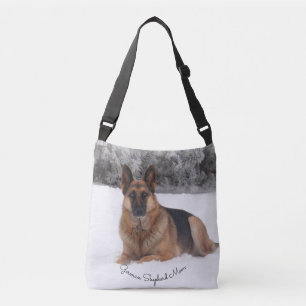 Herrlicher Schäferhund im Schnee Tragetaschen Mit Langen Trägern