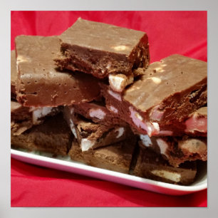 Herry Chocolate Marshmallow Fudge auf einer Platte Poster