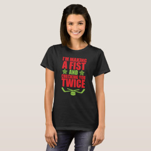 Herstellung eine Faust und Sie zweimal überprüfe T-Shirt