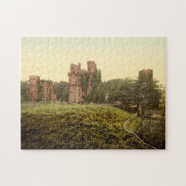 Herstmonceux Schloss, Sussex, England (Horizontal)