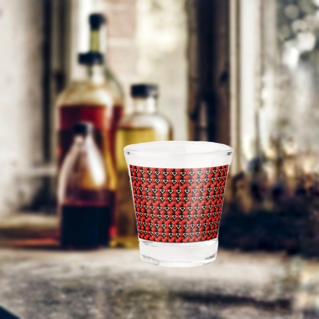 Herz an der Tafel Schnapsglas (Express a little love, when you gift this Hearts On Checkerboard Shot Glass!)