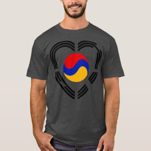Herz der armenischen multinationalen Patriot-Flagg T-Shirt