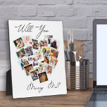 Herz Foto Collage werden Sie heiraten mir Skript Fotoplatte<br><div class="desc">Heart Shaped Foto Collage Plaque mit 20 Ihrer Lieblings-Fotos. Wird You Marry Me? in handgeschriebenen Skripten geschrieben und Ihre Fotos werden in quadratischem Format auf Snapshot-Hintergründen in einer Bildmontage in Herzform dargestellt.</div>