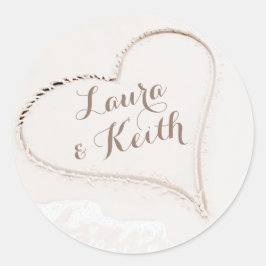 Herz in Sand Beach Hochzeit Runder Aufkleber