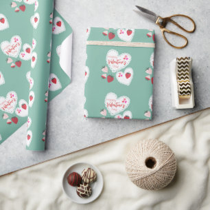 Herz und Erdbeeren Happy Valentines Day Geschenkpapier