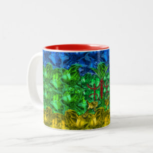 Herz und Schmetterling im Hintergrund der Amazigh- Zweifarbige Tasse