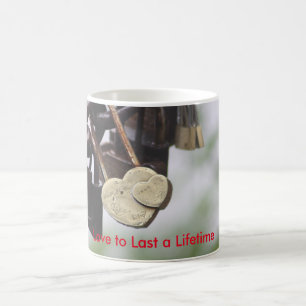 Herz-Verschluss-Liebe, eine Lebenszeit zu dauern Kaffeetasse