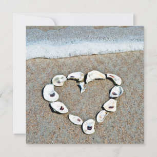 Herz von Seashells am Brautparty Beach Einladung