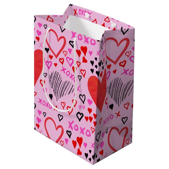 Herz, XOXO-rosa Musterpapier Mittlere Geschenktüte (Rückseite Schrägansicht)