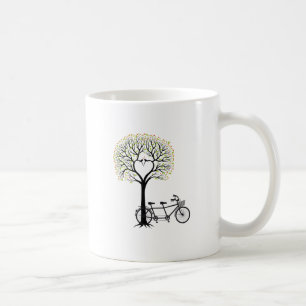Herzbaum mit Vögeln und Tandemfahrrad Kaffeetasse