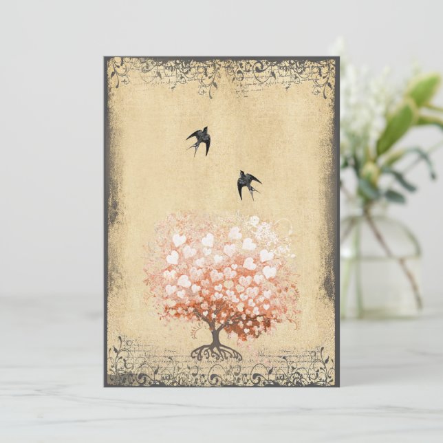 Herzblatt Korallenpfeffer Bud Tree Love Bird Weddi Einladung (Stehend Vorderseite)