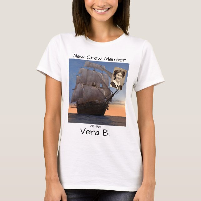 Herzen der Eiche, Mitglied der neuen Crew Vera B T T-Shirt (Vorderseite)