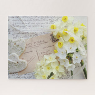 Herzen, Frühlingsblumen auf alten Postkarten