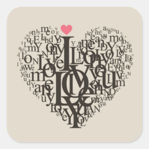 Herzform aus Buchstaben Quadratischer Aufkleber