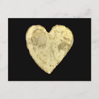 Herzförmige Kartoffelchip Postkarte