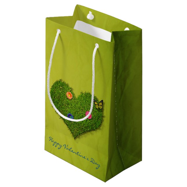 Herzförmige Rasen-Blume Schmetterling Kleine Geschenktüte (Vorderseite Schrägansicht)