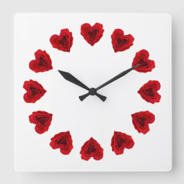 Herzförmige Rote Rose Quadratische Wanduhr