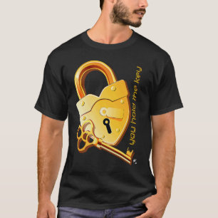 Herzförmige Schloss und Schlüssel mit Inschrift T-Shirt