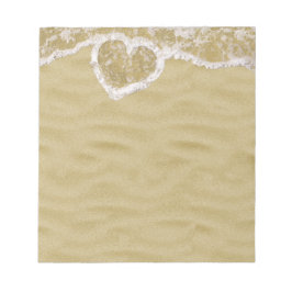 Herzförmige Wasserblasen am Strand Notizblock