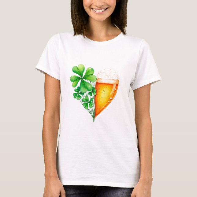 Herzförmiges Bier und glückliches Klee T-Shirt (Vorderseite)