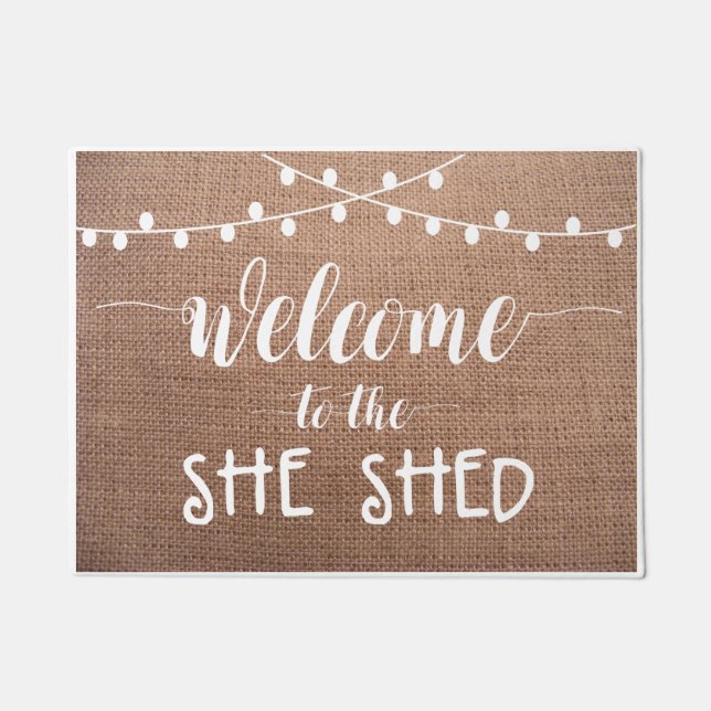 Herzlich willkommen bei der "She Shed Burlap- und  Fußmatte (Vorderseite)