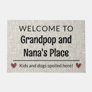 Herzlich willkommen bei Grandpop & Nana's Place Cu Fußmatte