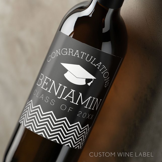 Herzlichen Glückwunsch Graduate Abschluss CAN EDIT Weinetikett (Custom Wine Bottle Label - Personalize a Sticker for a fun gift or memento)