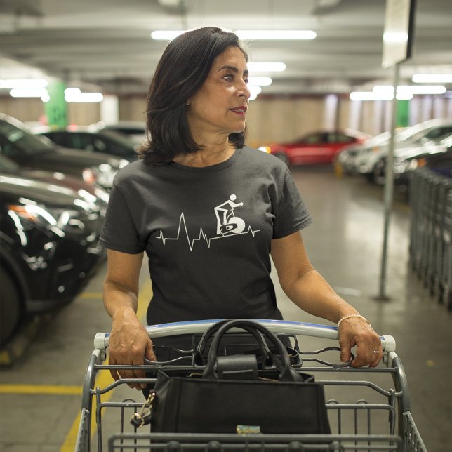 Herzschlag im Innenbereich T-Shirt (Von Creator hochgeladen)