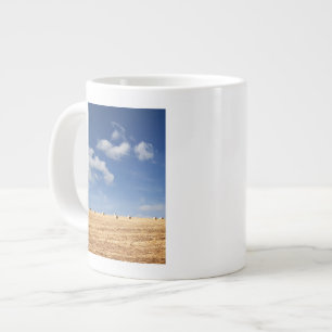 Heu-Ballen auf Feld Jumbo-Tasse