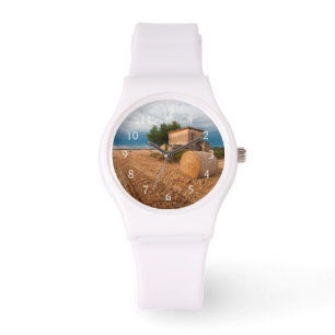 Heuballen auf einem Feld in der Provence Armbanduhr