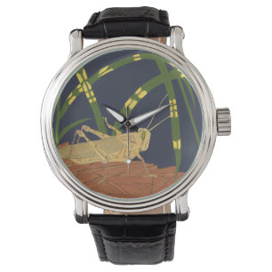 Heuschrecke im grünen Gras auf blauem Hintergrund Armbanduhr