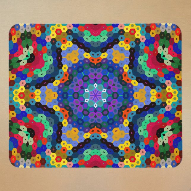 Hex Mandala Blau Gelb Rot und Grün Mousepad (Blue Yellow Red and Green Hexagon Mandala Mouse Pad by Wormhole Orbital)