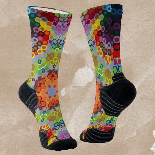 Hex Mandala Green Pink und Orange Socken (Green Pink and Orange Hexagon Mandala Socks by Wormhole Orbital)