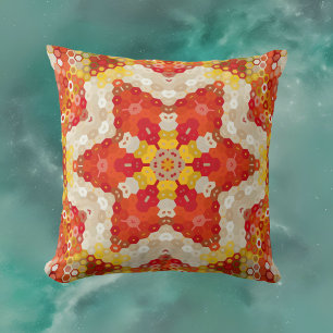 Hex Mandala Red und Yellow Kissen
