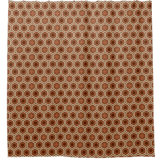 Hexagonal Kimono Print, Braun und Beige Duschvorhang (Vorderseite)
