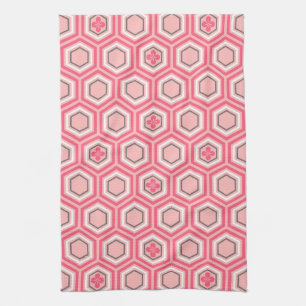 Hexagonal Kimono Print, Korallenrosa und Weiß Handtuch