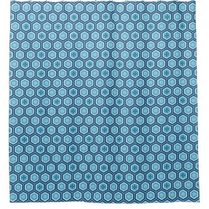 Hexagonal Kimono Print, Navy und Light Blue Duschvorhang