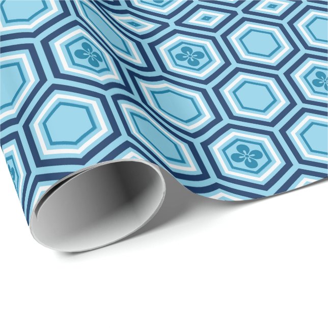Hexagonal Kimono Print, Navy und Light Blue Geschenkpapier (Rolleneckpunkt)