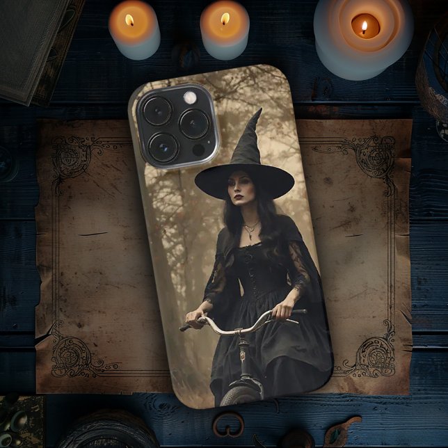 Hexe auf einem Fahrrad iPhone 13 Pro Max Hülle (Von Creator hochgeladen)