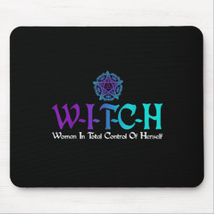 Hexe - Frau in totaler Kontrolle über sich selbst Mousepad