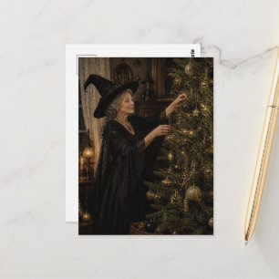 Hexe schmückt ihren Julbaum Postkarte