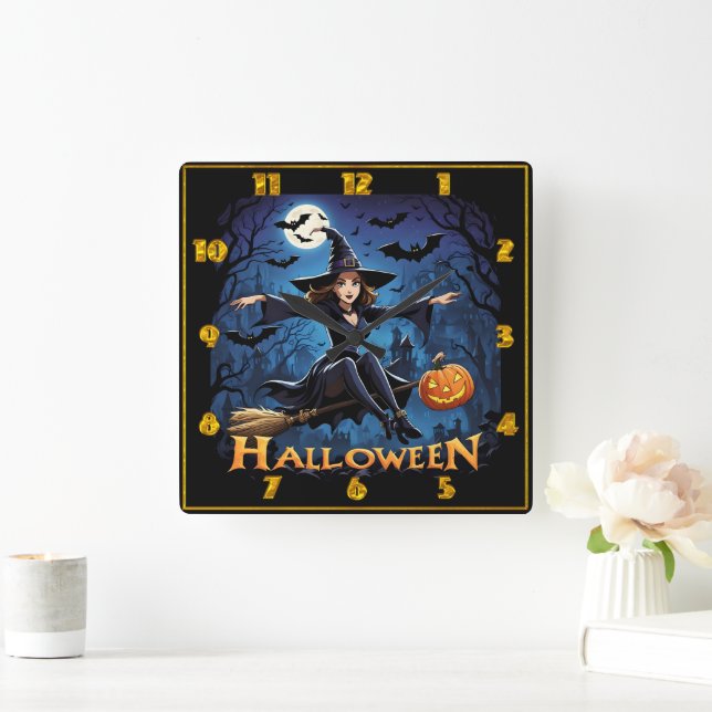 Hexe stürzt über Spuk Stadt zu Halloween Quadratische Wanduhr (Zuhause)